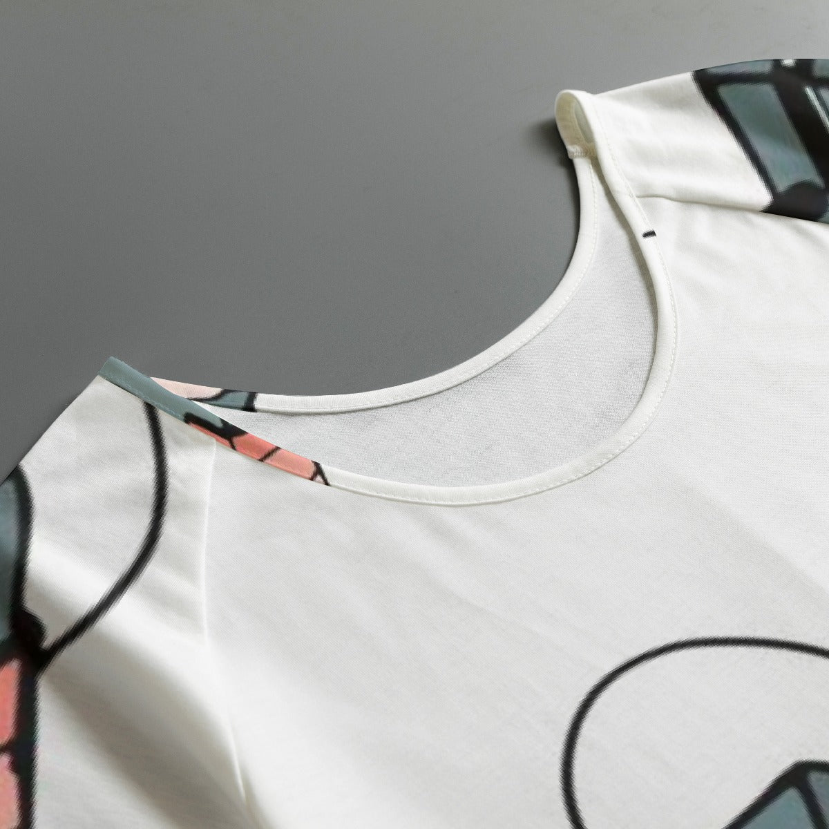 All-Over Print Women's Round Neck T-shirt With Raglan Sleeve