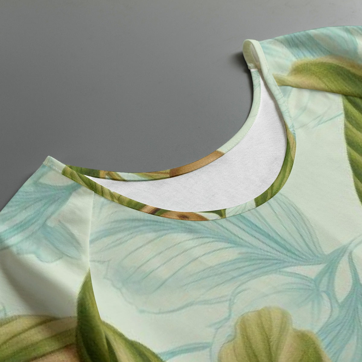 All-Over Print Women's Round Neck T-shirt With Raglan Sleeve