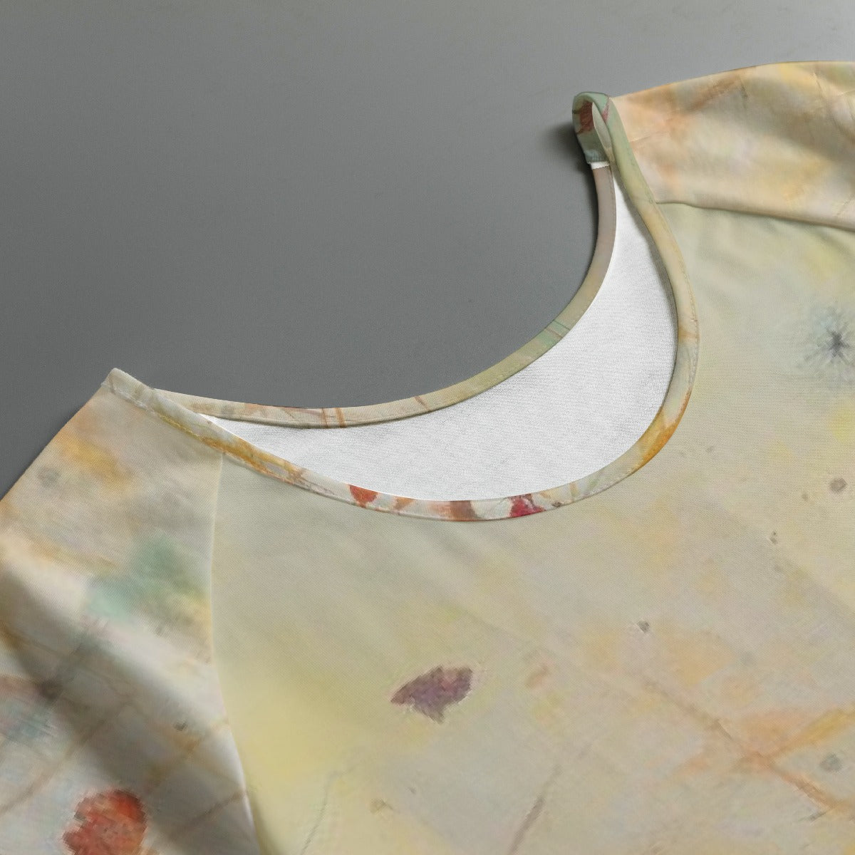 All-Over Print Women's Round Neck T-shirt With Raglan Sleeve