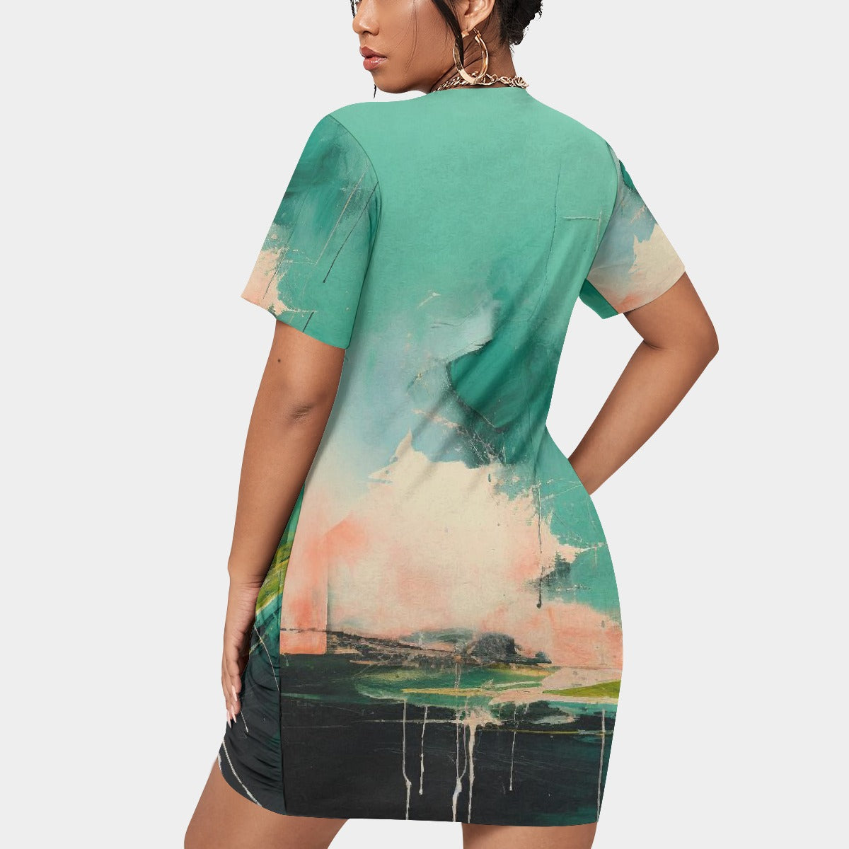 All-Over Print Women’s Stacked Hem Dress With Short Sleeve（Plus Size）