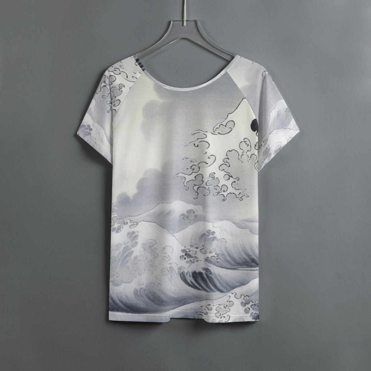 All-Over Print Women's Round Neck T-shirt With Raglan Sleeve
