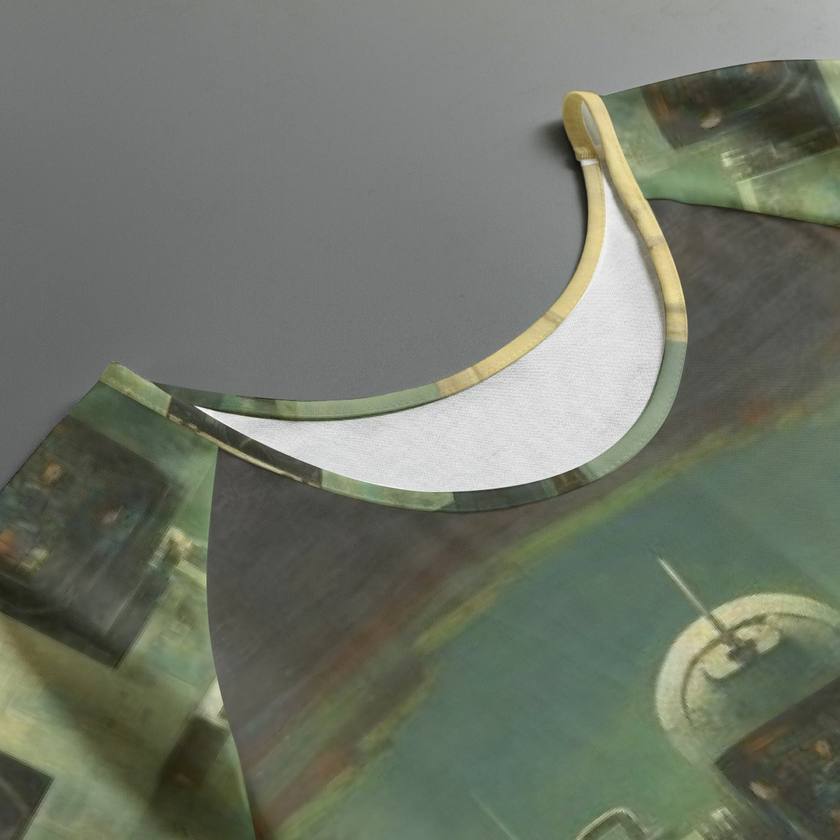 All-Over Print Women's Round Neck T-shirt With Raglan Sleeve
