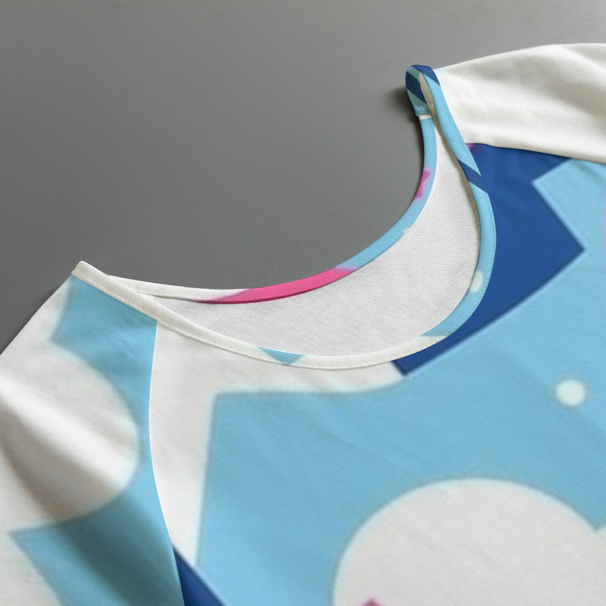 All-Over Print Women's Round Neck T-shirt With Raglan Sleeve