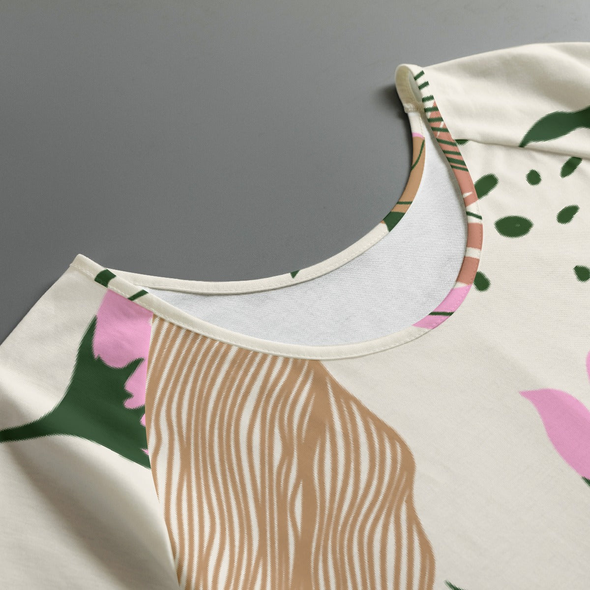 All-Over Print Women's Round Neck T-shirt With Raglan Sleeve