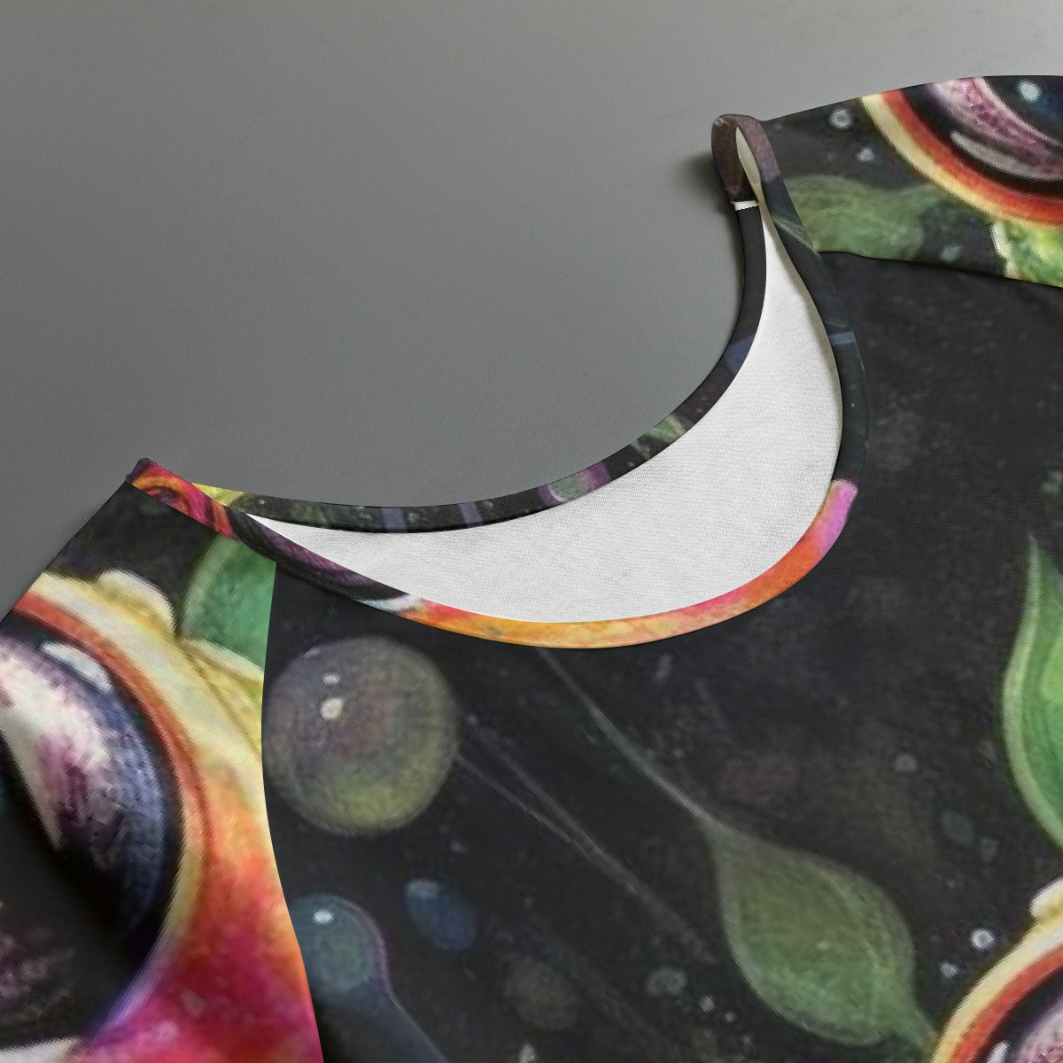 All-Over Print Women's Round Neck T-shirt With Raglan Sleeve