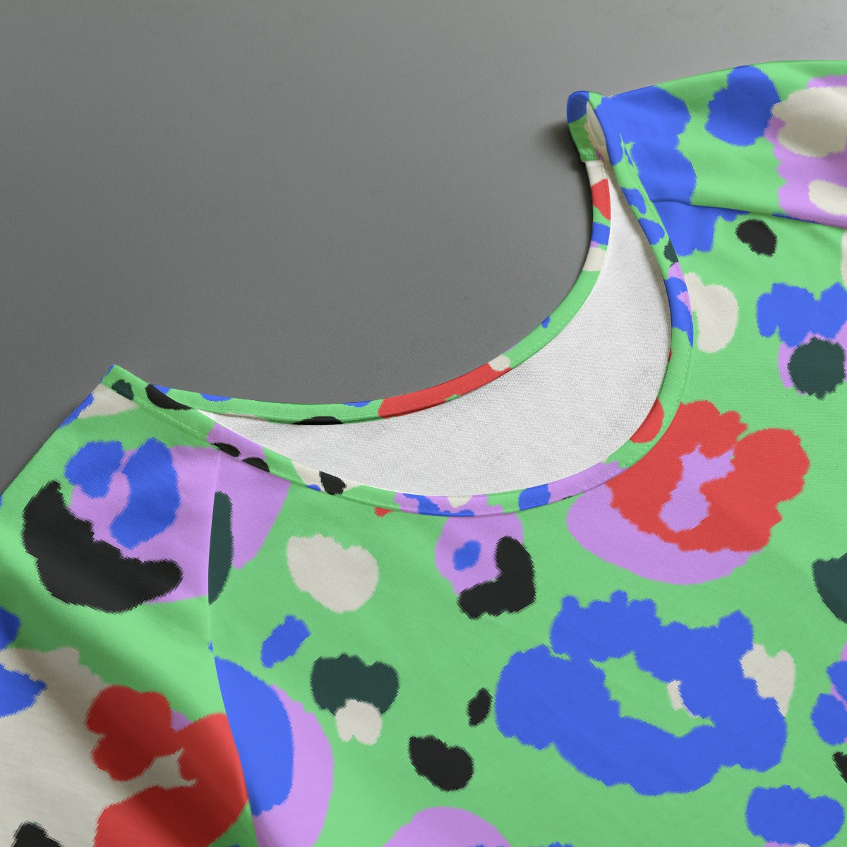 All-Over Print Women's Round Neck T-shirt With Raglan Sleeve