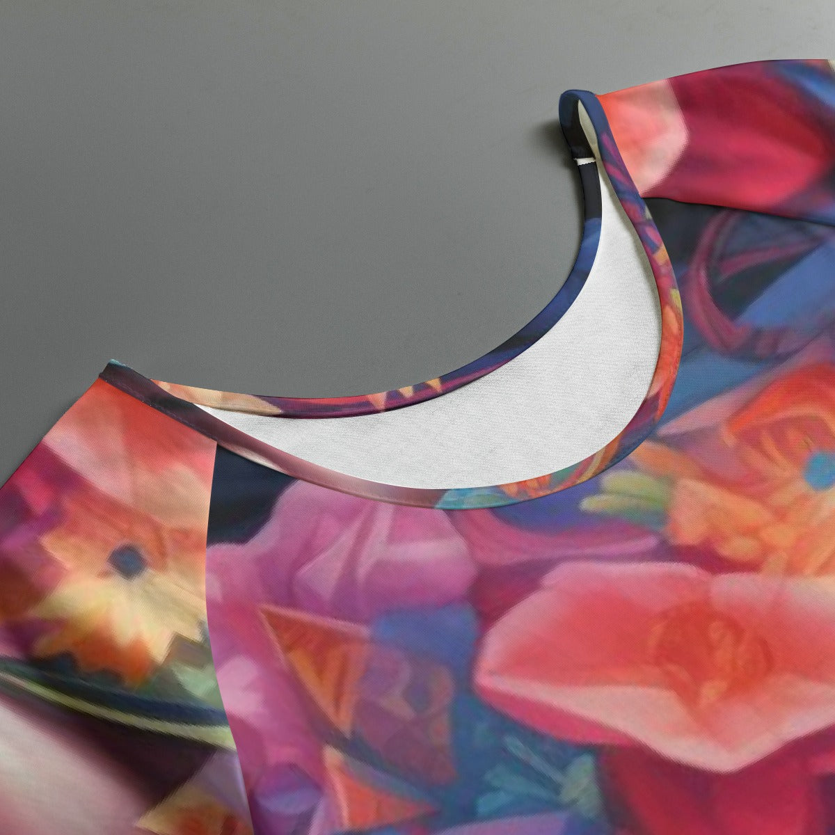 All-Over Print Women's Round Neck T-shirt With Raglan Sleeve