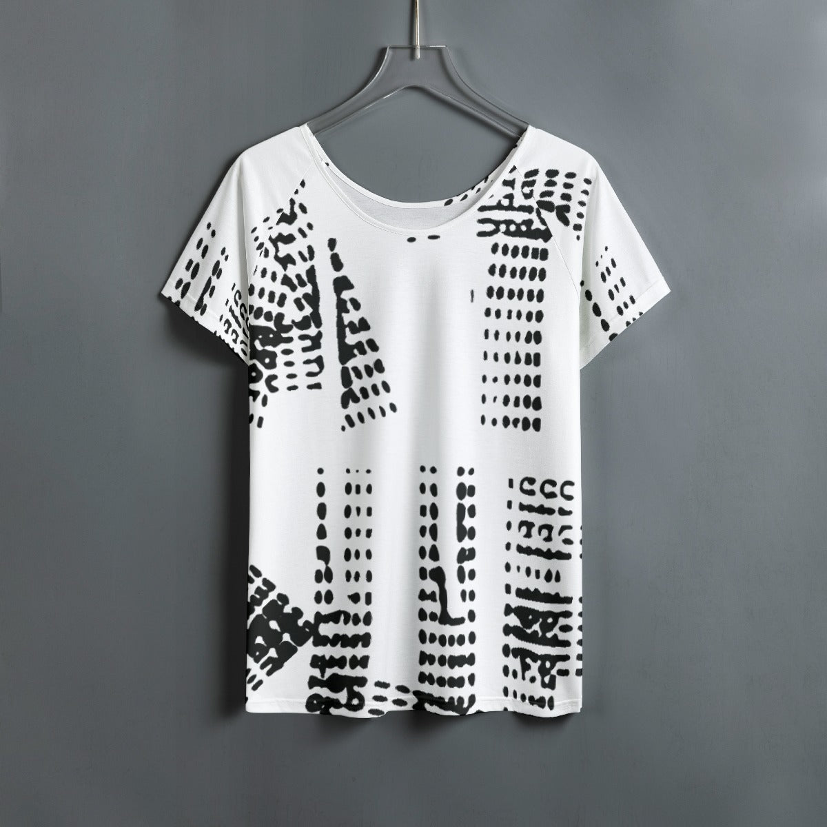 All-Over Print Women's Round Neck T-shirt With Raglan Sleeve