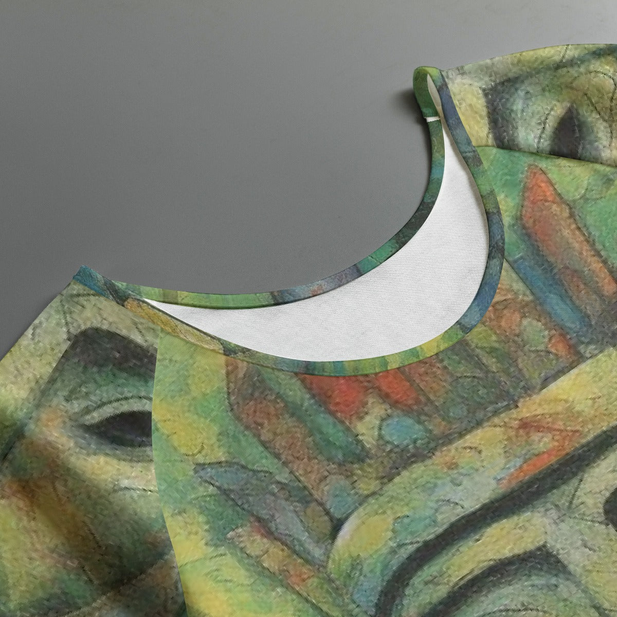 All-Over Print Women's Round Neck T-shirt With Raglan Sleeve