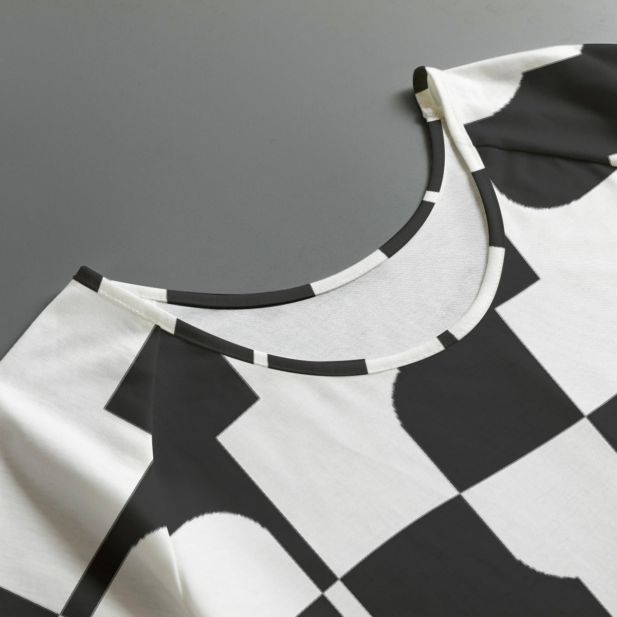 All-Over Print Women's Round Neck T-shirt With Raglan Sleeve