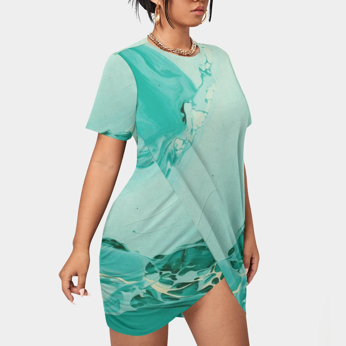 All-Over Print Women’s Stacked Hem Dress With Short Sleeve（Plus Size）