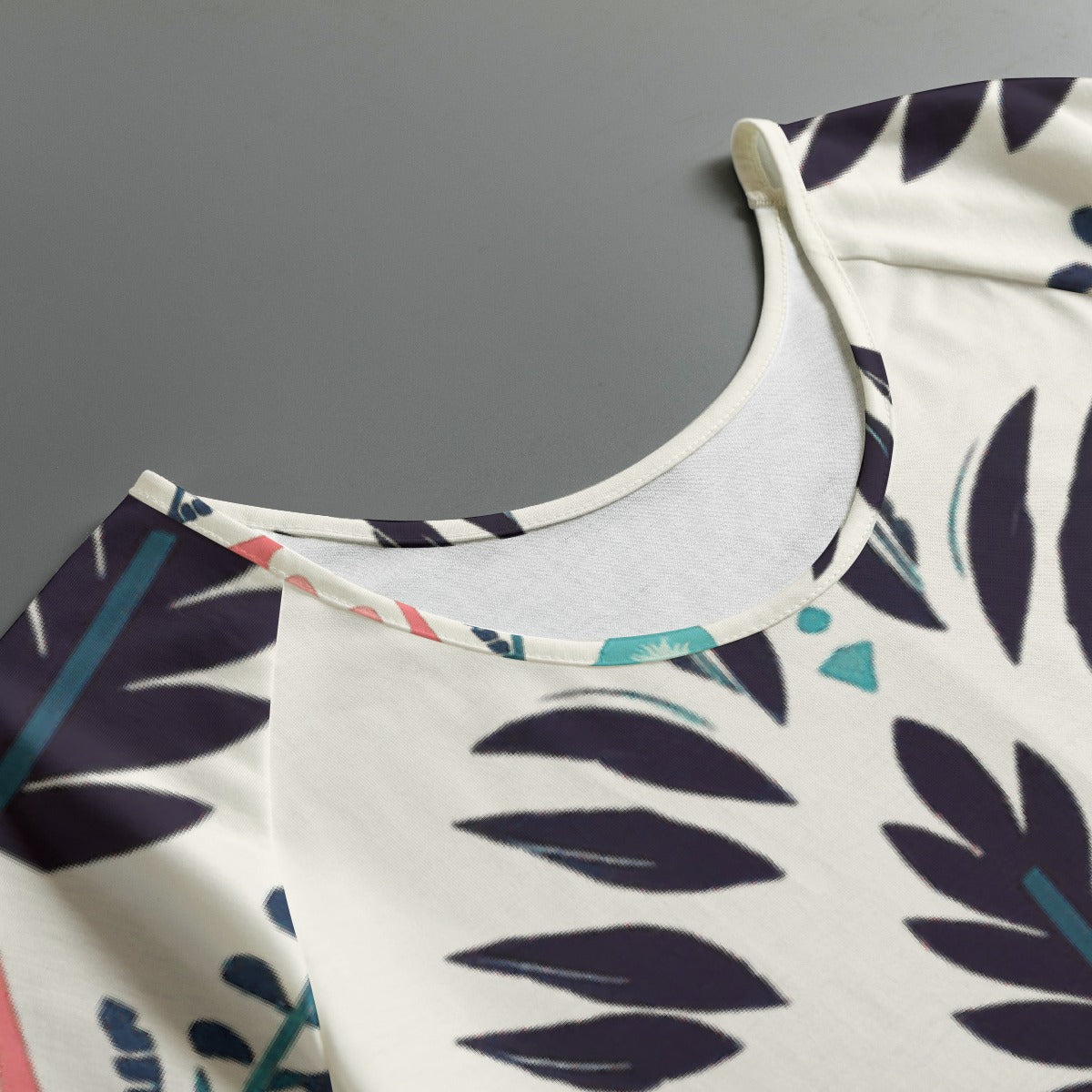 All-Over Print Women's Round Neck T-shirt With Raglan Sleeve