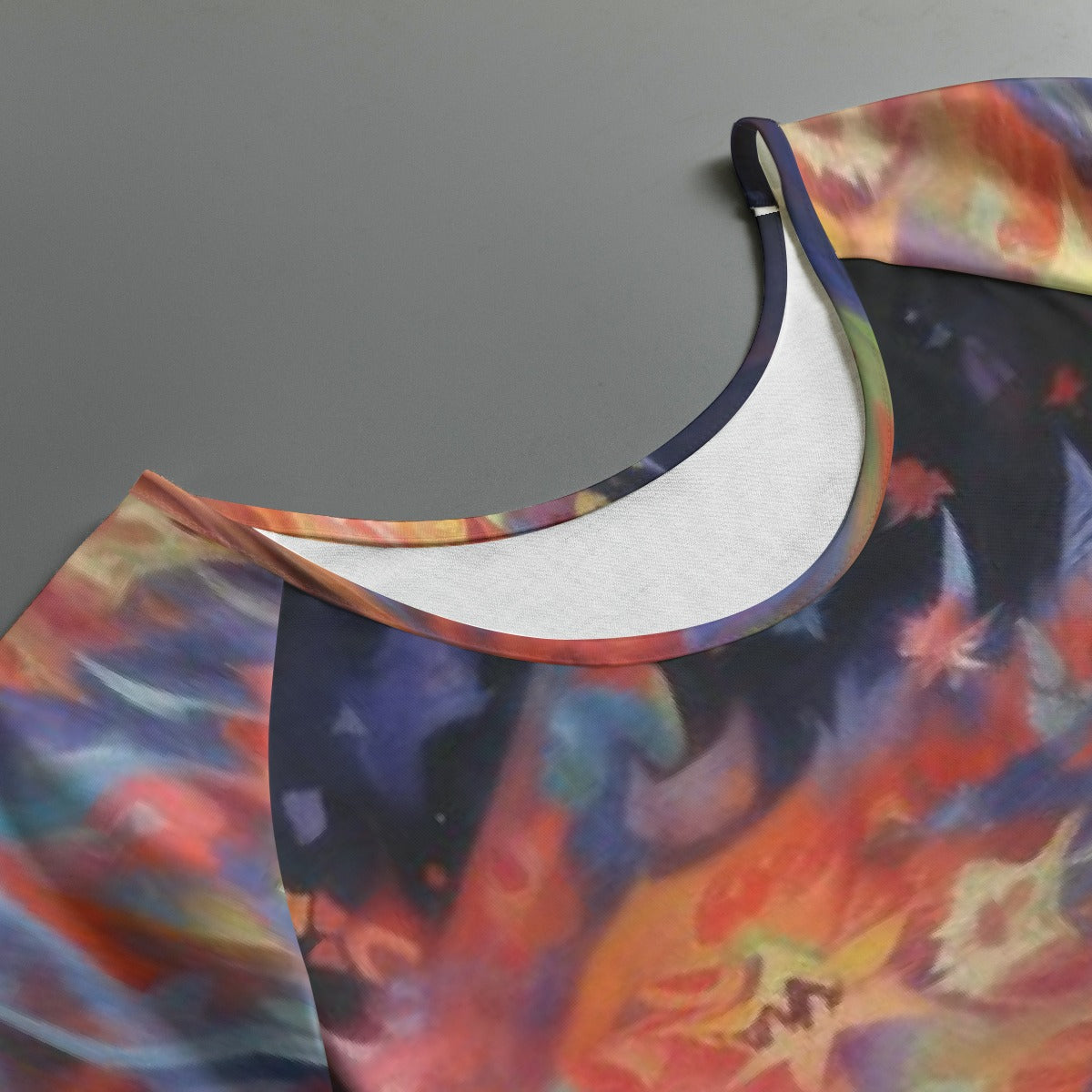All-Over Print Women's Round Neck T-shirt With Raglan Sleeve