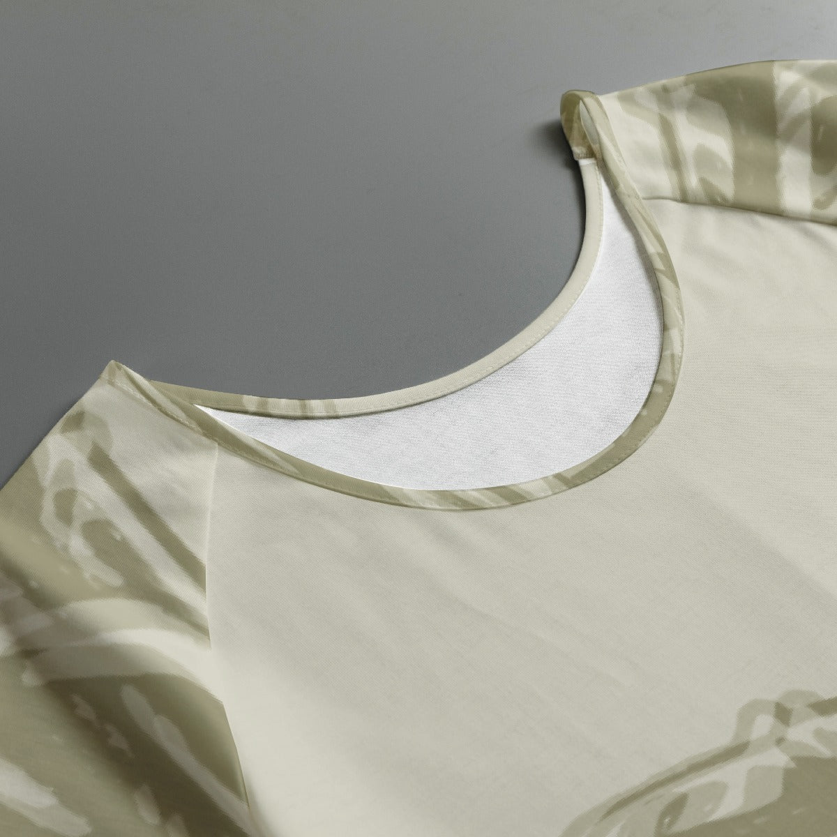 All-Over Print Women's Round Neck T-shirt With Raglan Sleeve
