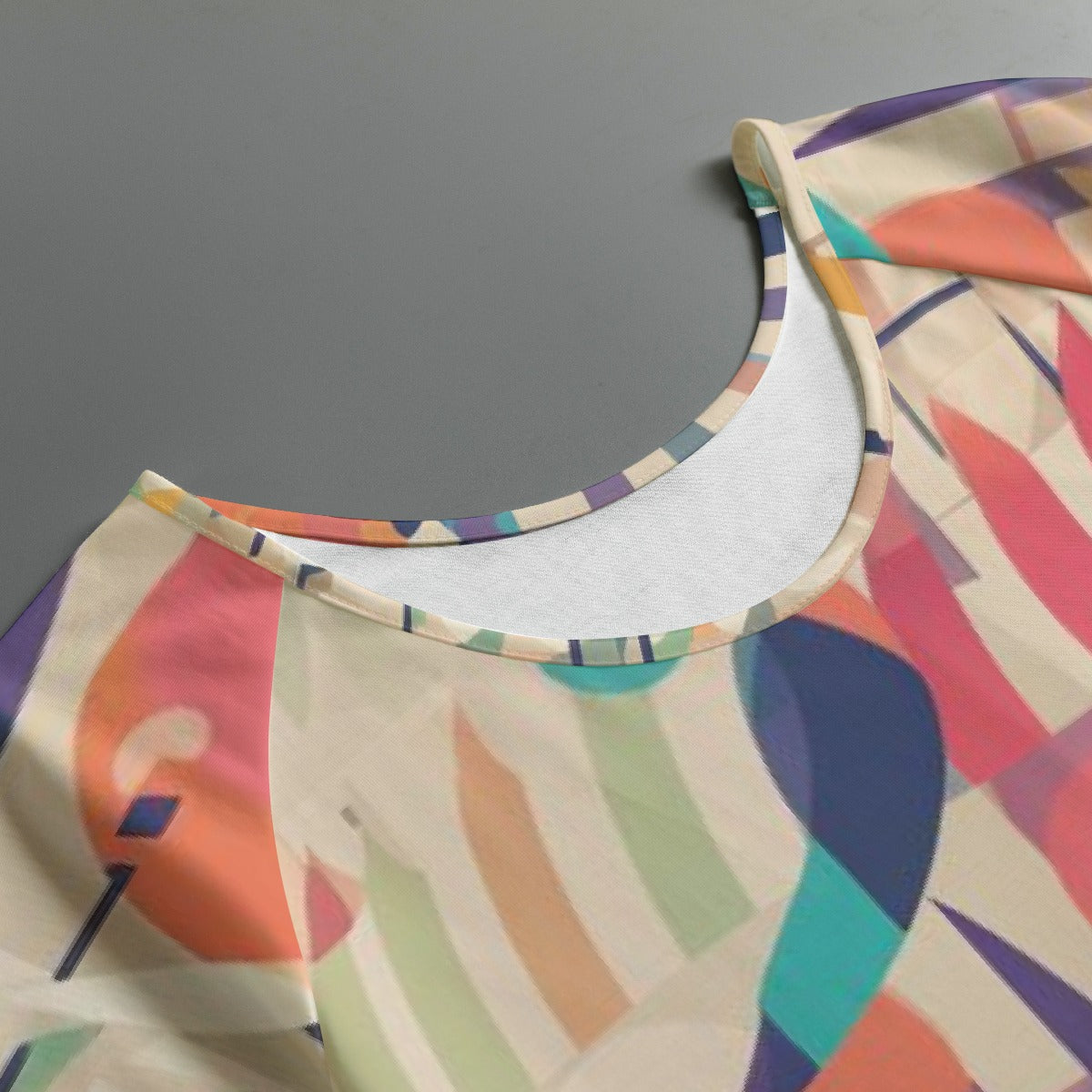 All-Over Print Women's Round Neck T-shirt With Raglan Sleeve