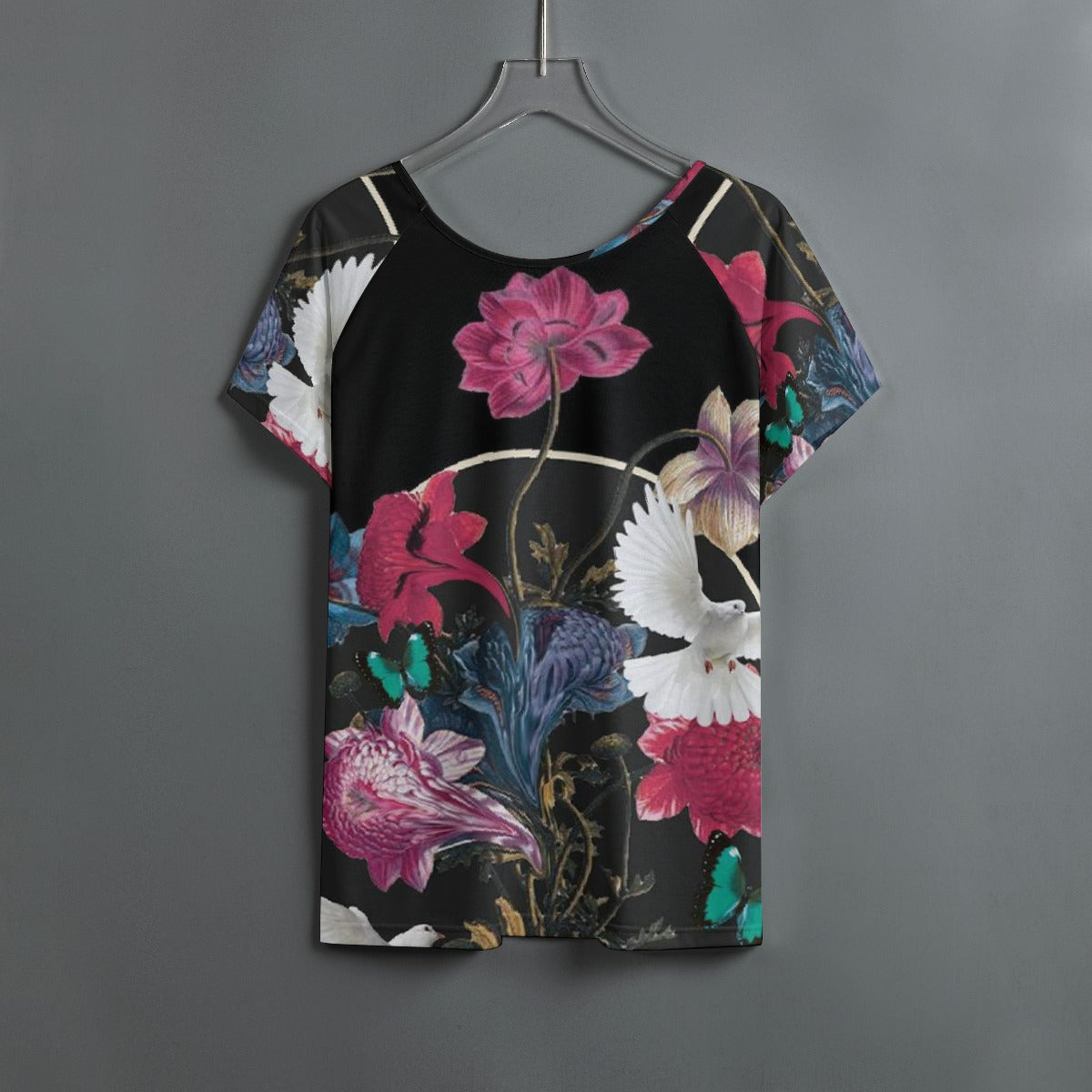 All-Over Print Women's Round Neck T-shirt With Raglan Sleeve