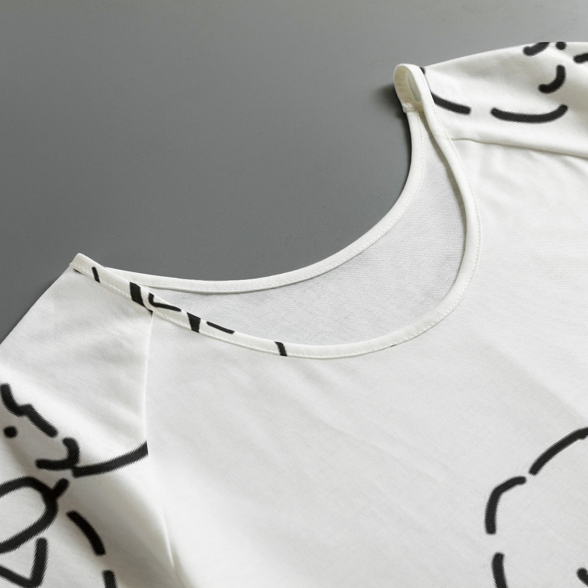 All-Over Print Women's Round Neck T-shirt With Raglan Sleeve