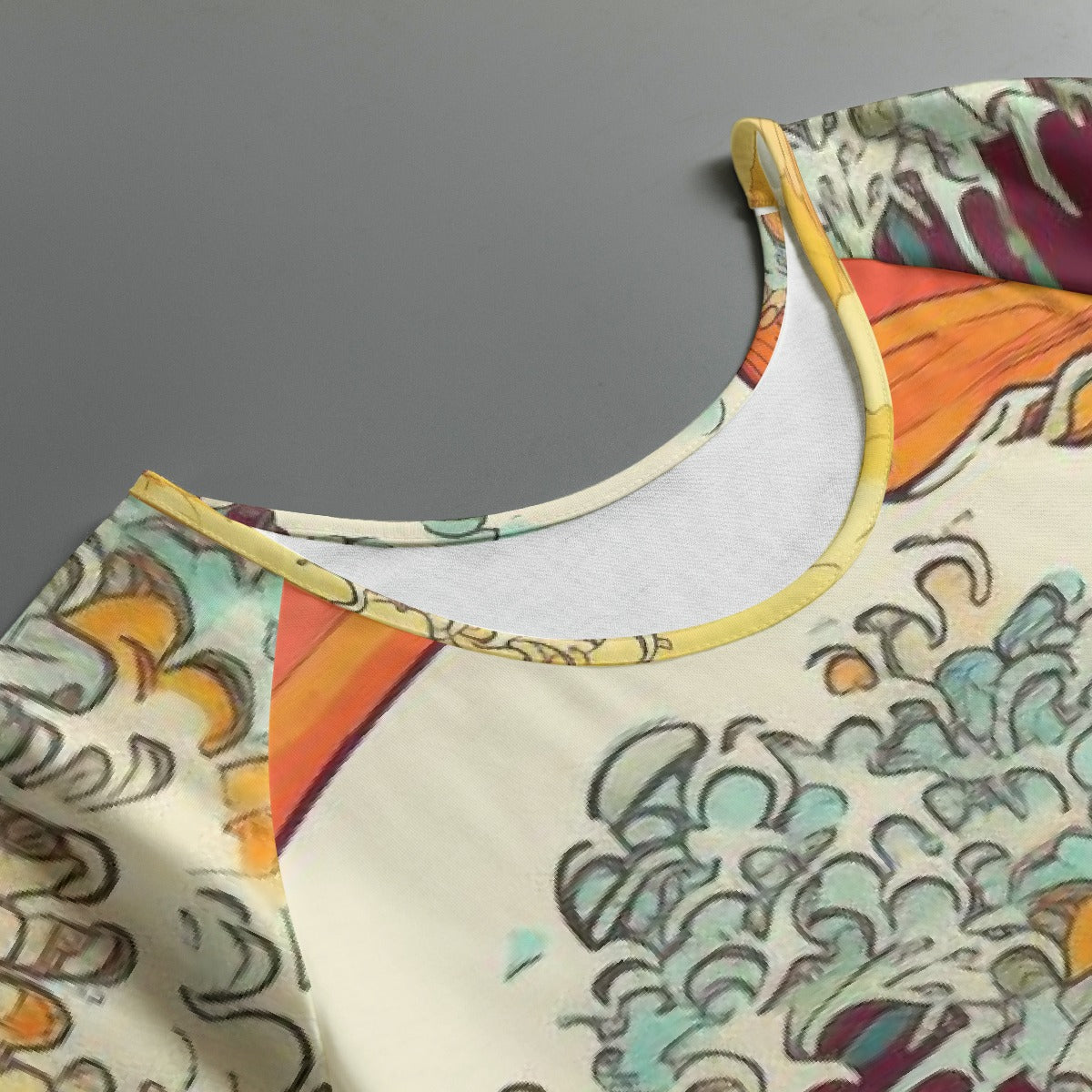 All-Over Print Women's Round Neck T-shirt With Raglan Sleeve