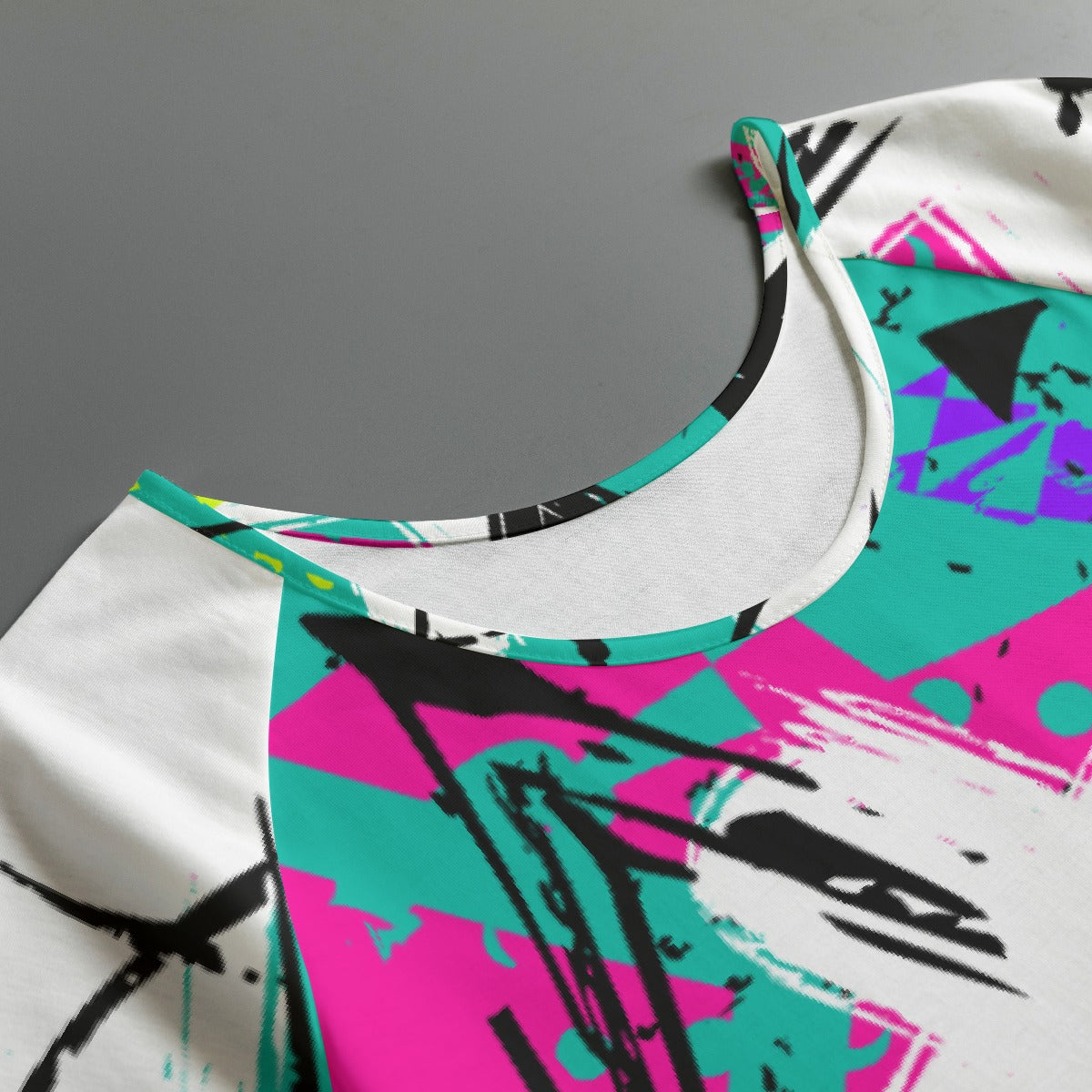 All-Over Print Women's Round Neck T-shirt With Raglan Sleeve