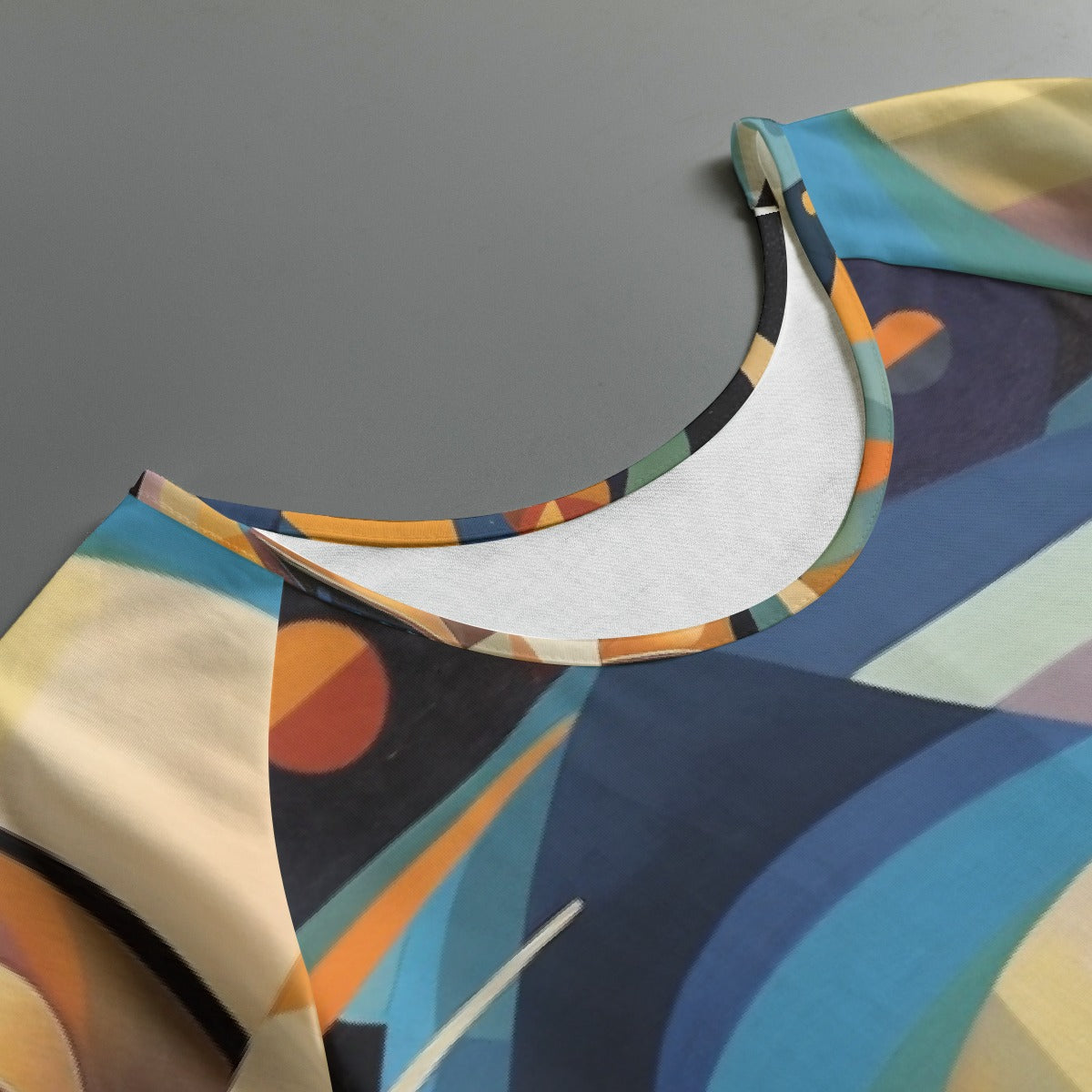 All-Over Print Women's Round Neck T-shirt With Raglan Sleeve