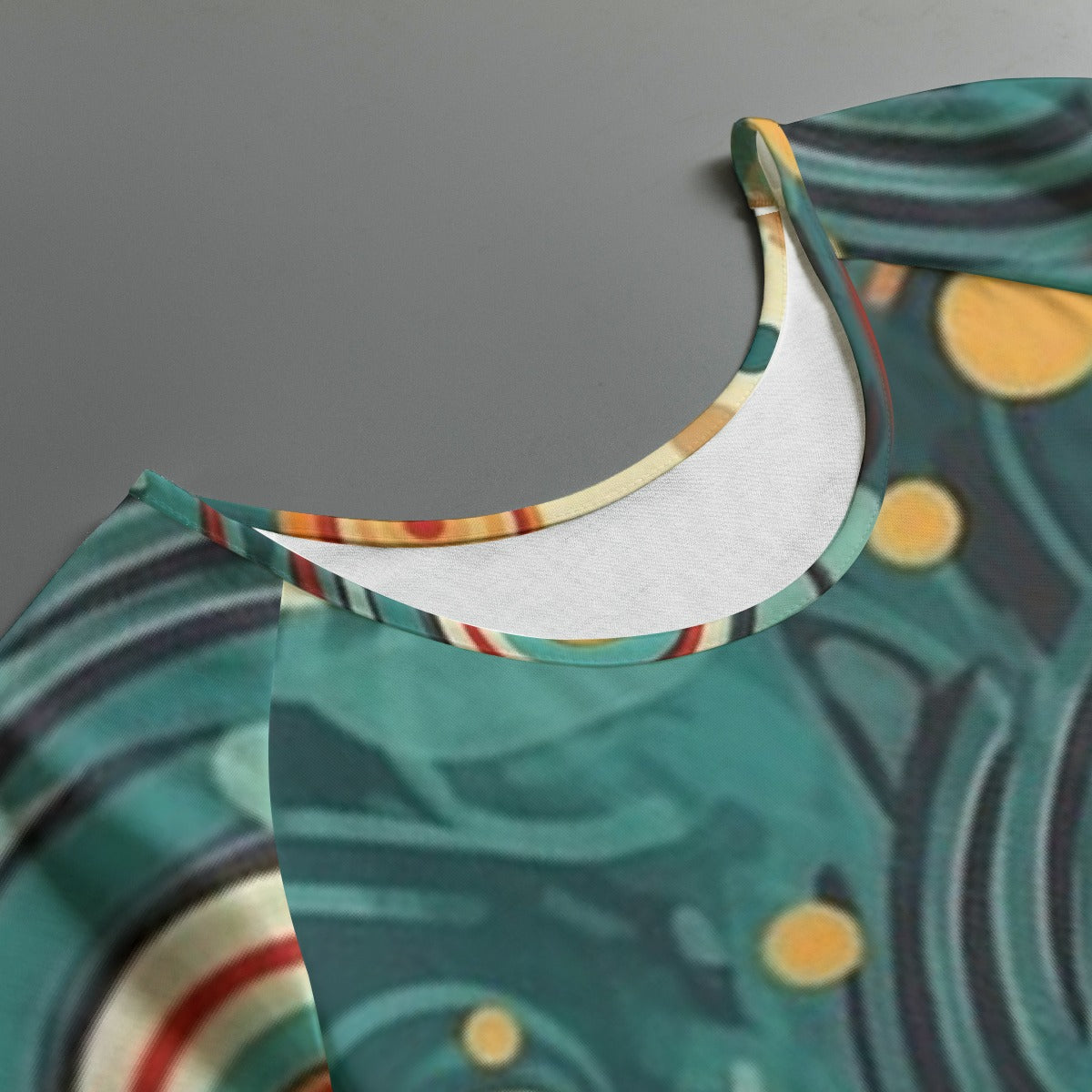 All-Over Print Women's Round Neck T-shirt With Raglan Sleeve
