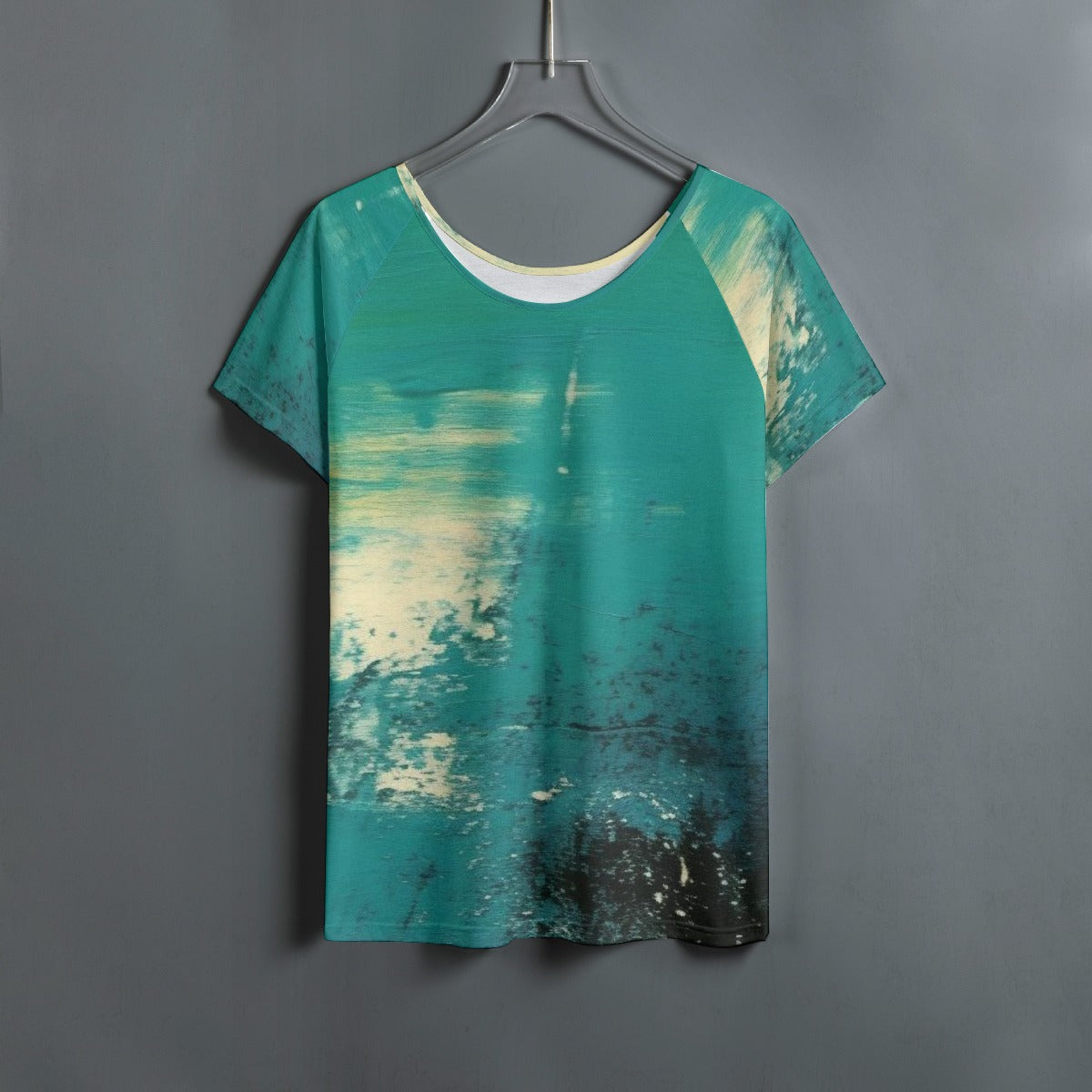 All-Over Print Women's Round Neck T-shirt With Raglan Sleeve