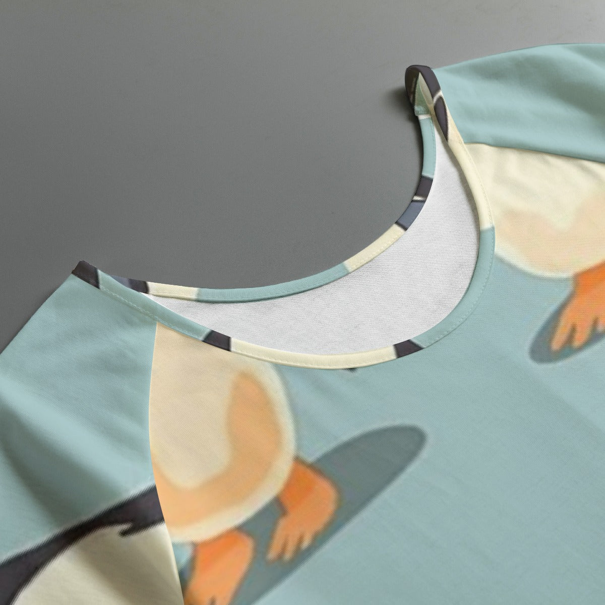 All-Over Print Women's Round Neck T-shirt With Raglan Sleeve