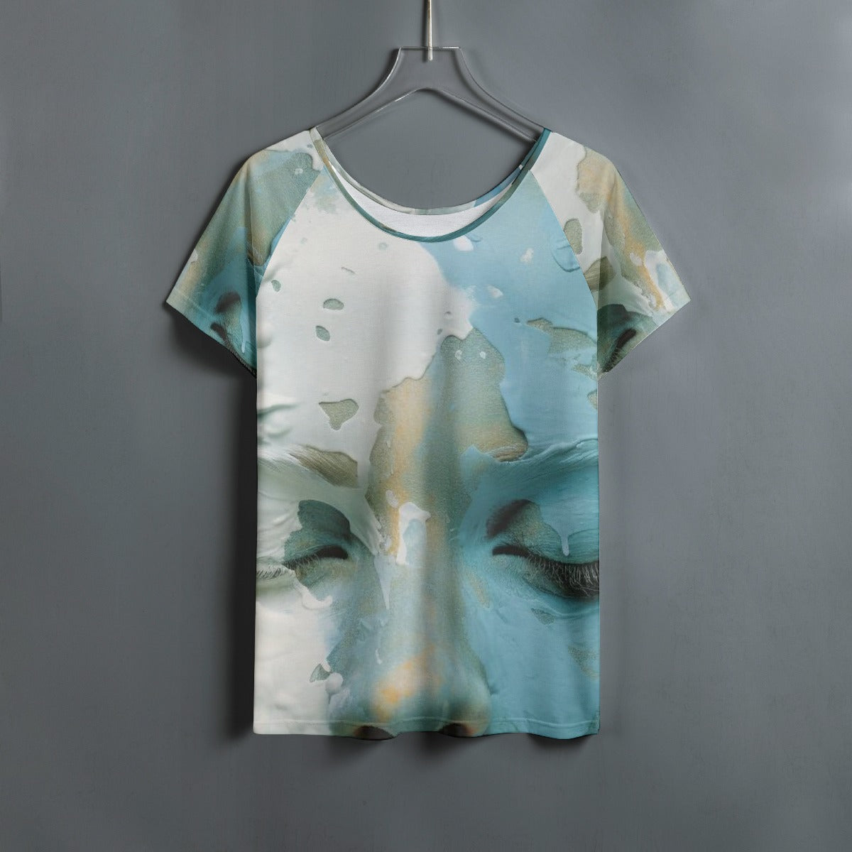 All-Over Print Women's Round Neck T-shirt With Raglan Sleeve