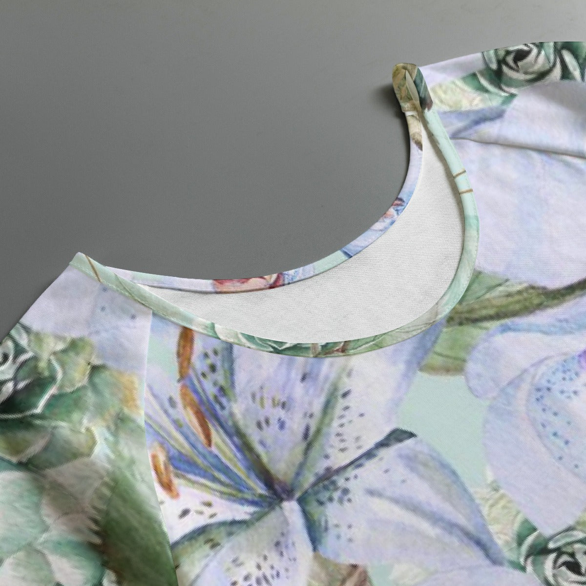 All-Over Print Women's Round Neck T-shirt With Raglan Sleeve